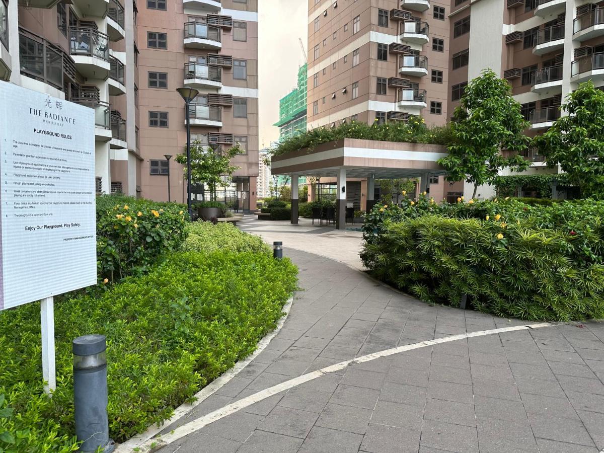 The Radiance Manila Bay Apartment Exterior photo