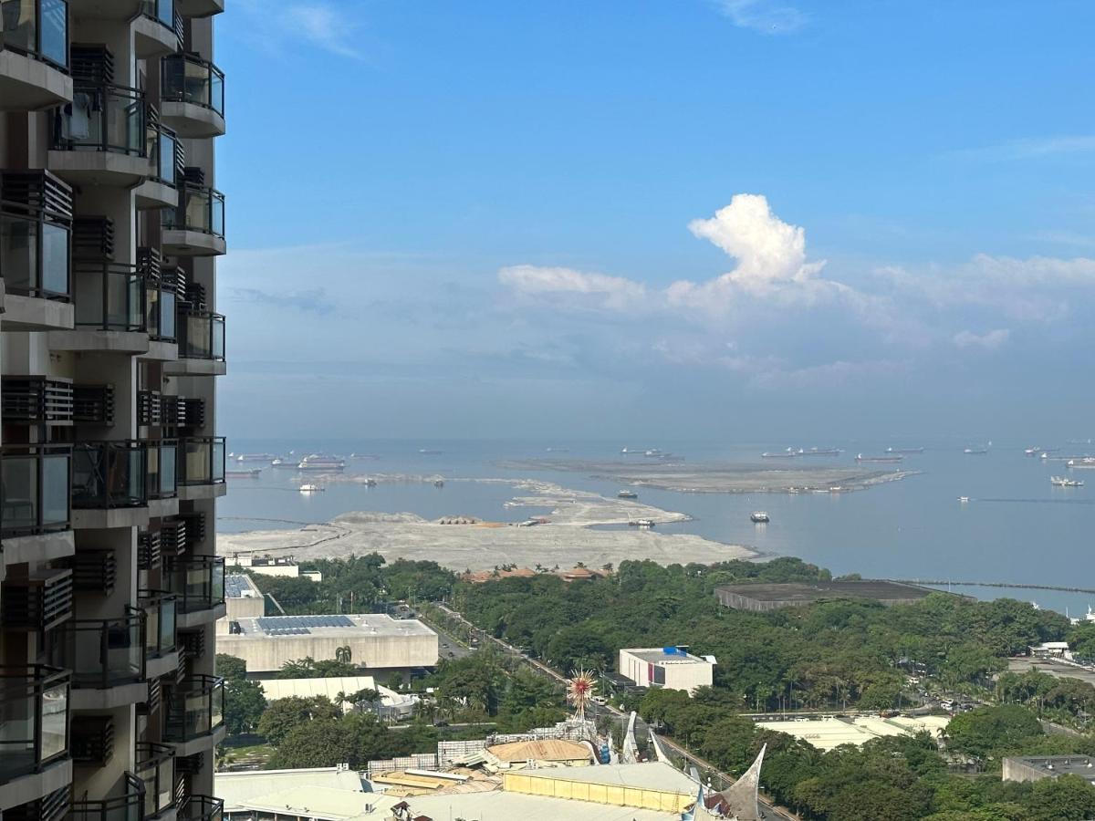 The Radiance Manila Bay Apartment Exterior photo