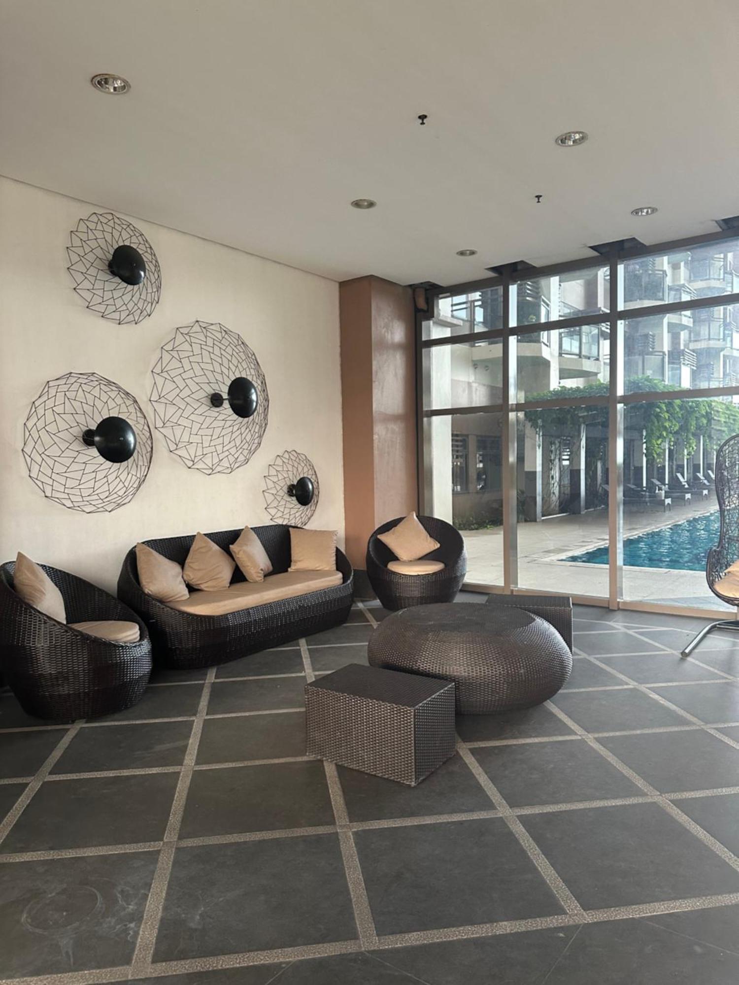The Radiance Manila Bay Apartment Exterior photo