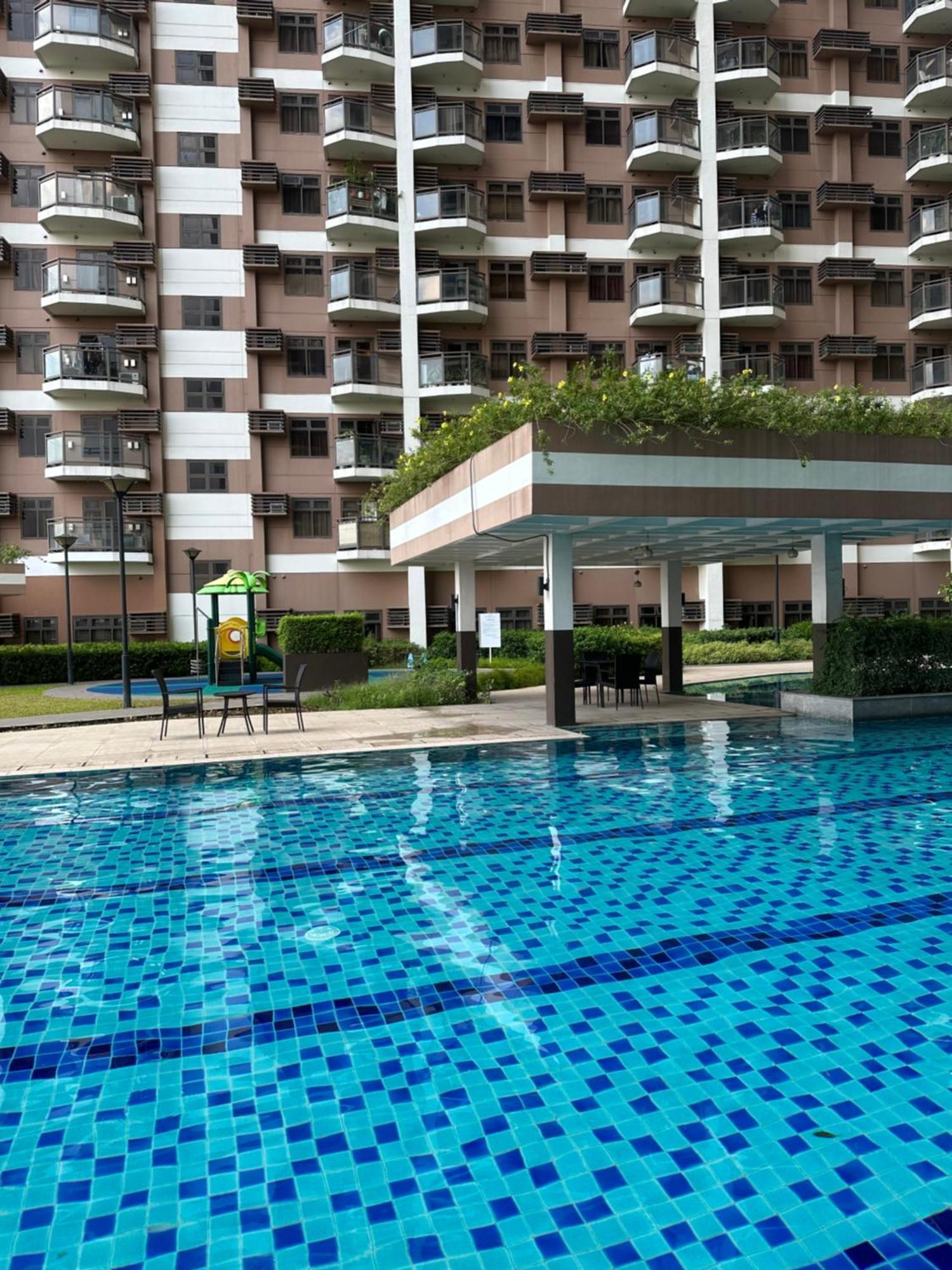 The Radiance Manila Bay Apartment Exterior photo