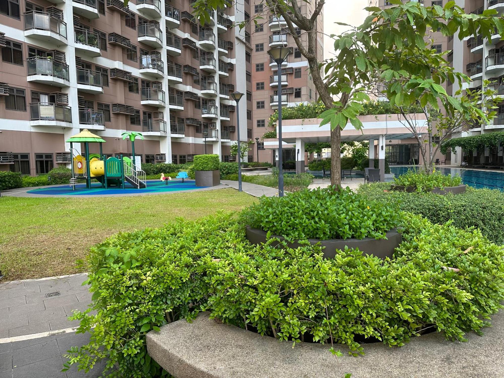 The Radiance Manila Bay Apartment Exterior photo